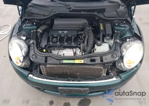 2010 Mini Cooper S z USA, uszkodzony, nr VIN WMWMF7C56ATX44697